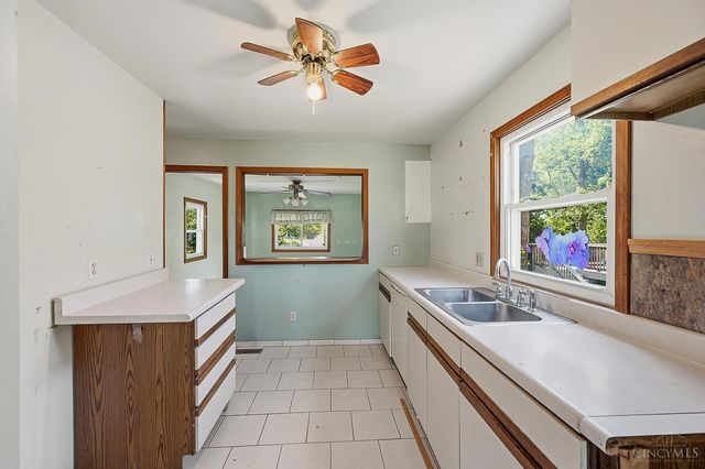 7260 Osceola Drive, Madeira, OH 45243