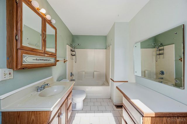 7260 Osceola Drive, Madeira, OH 45243