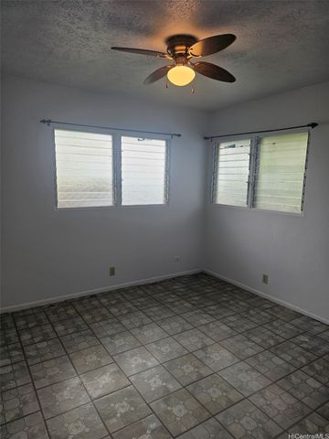 1278 Nanakai Street A, Pearl City, HI 96782