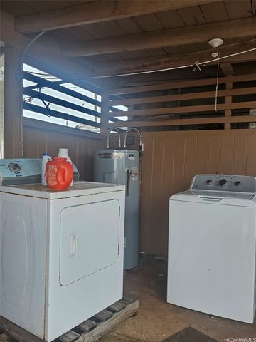 1278 Nanakai Street A, Pearl City, HI 96782