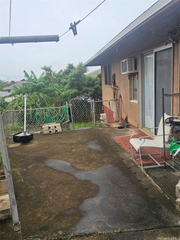 1278 Nanakai Street A, Pearl City, HI 96782