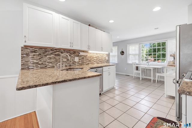 25 Pootatuck Path, Stratford, CT 06614