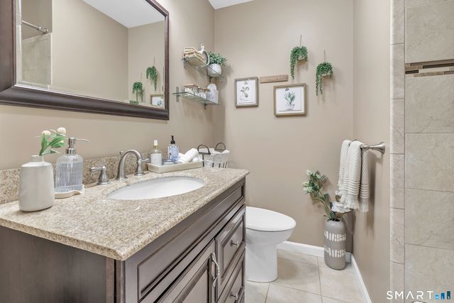 25 Pootatuck Path, Stratford, CT 06614