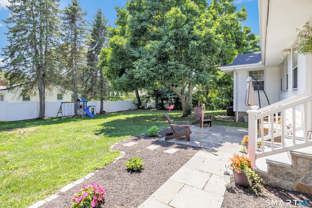 25 Pootatuck Path, Stratford, CT 06614
