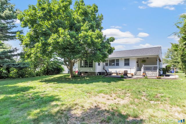 25 Pootatuck Path, Stratford, CT 06614
