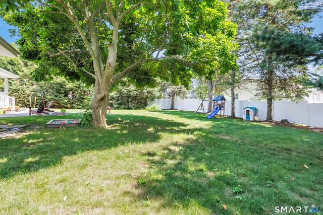 25 Pootatuck Path, Stratford, CT 06614