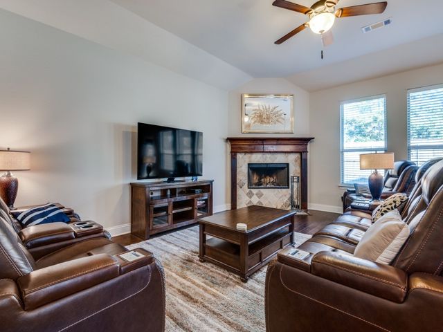 1314 Greenrock Court, Midlothian, TX 76065