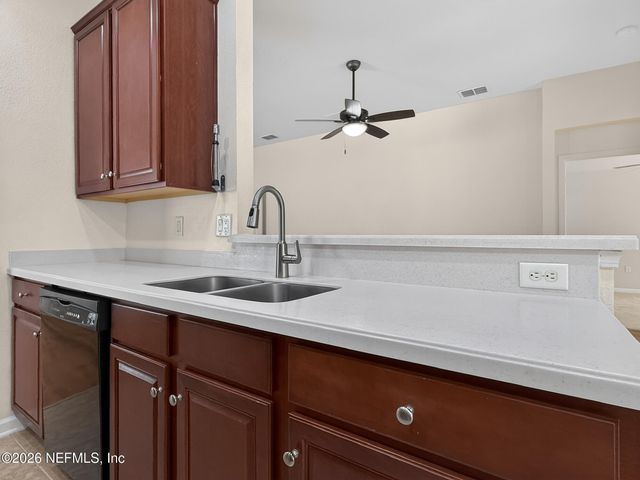 9080 SWEET TREE Trail, Jacksonville, FL 32256