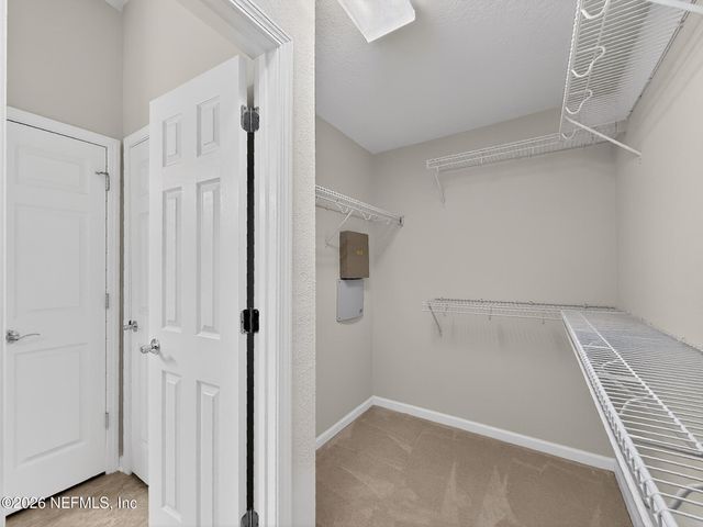 9080 SWEET TREE Trail, Jacksonville, FL 32256