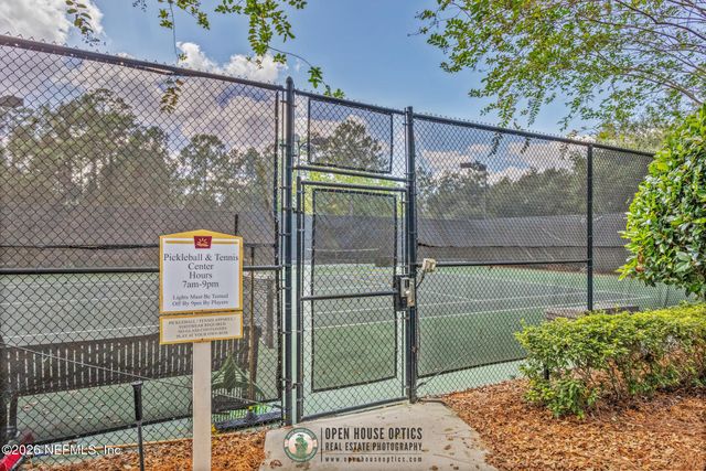 9080 SWEET TREE Trail, Jacksonville, FL 32256