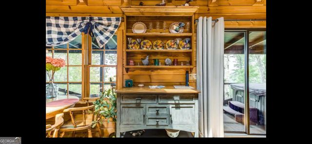 79 Laurel Ridge Way, Blue Ridge, GA 30513