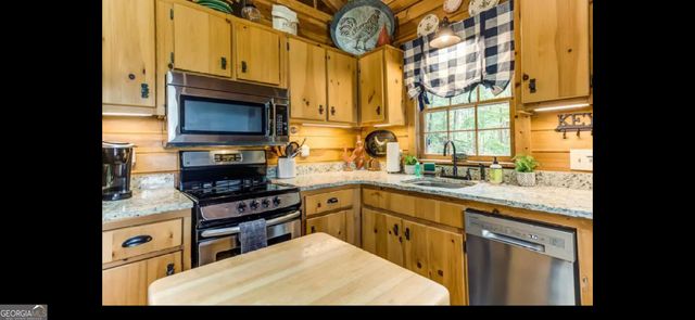 79 Laurel Ridge Way, Blue Ridge, GA 30513