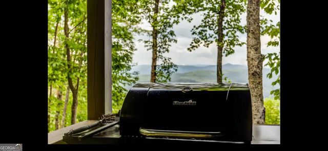 79 Laurel Ridge Way, Blue Ridge, GA 30513