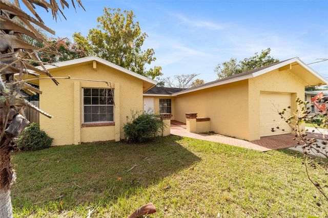 1810 NE 29TH PLACE, Ocala, FL 34479