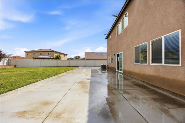28410 Pinon Court, Winchester, CA 92596