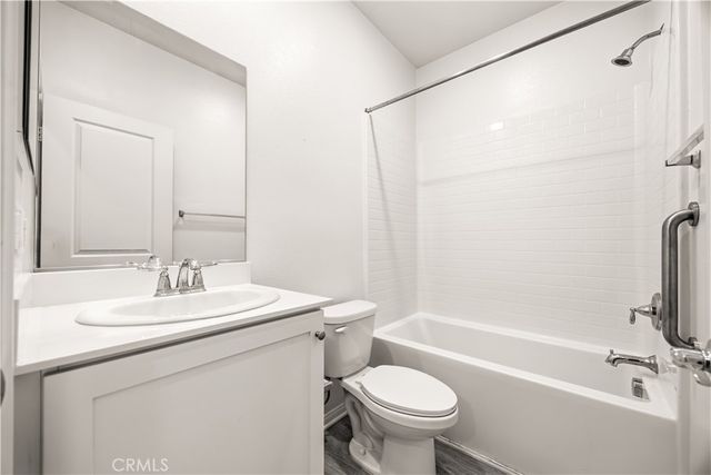 28410 Pinon Court, Winchester, CA 92596