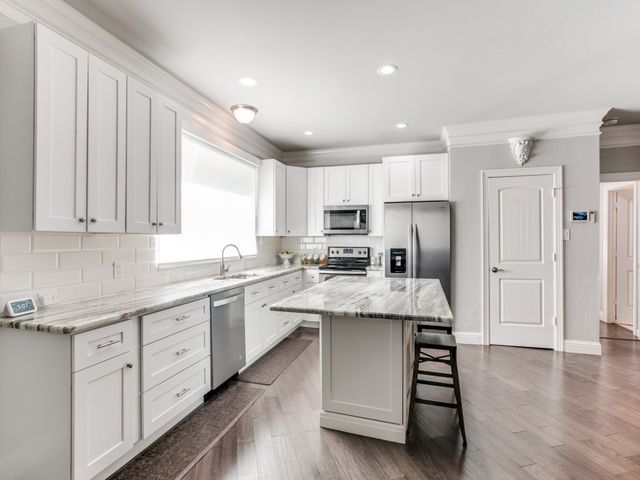 507 E Dallas Road, Grapevine, TX 76051