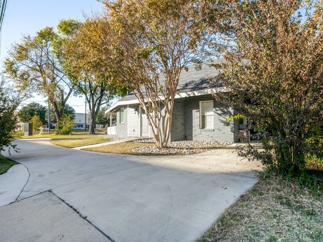 507 E Dallas Road, Grapevine, TX 76051