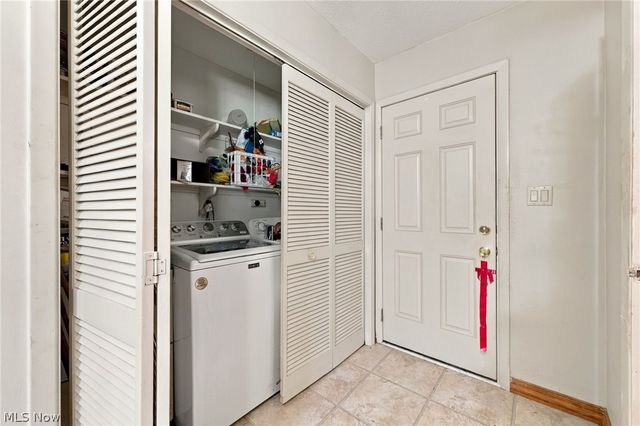 8593 Wiese Road, Brecksville, OH 44141