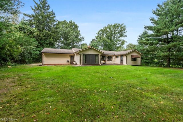 8593 Wiese Road, Brecksville, OH 44141