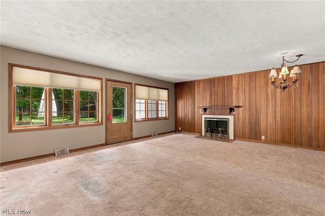 8593 Wiese Road, Brecksville, OH 44141