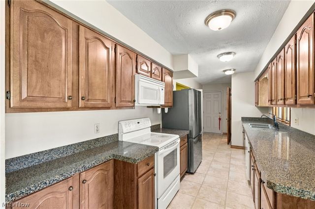 8593 Wiese Road, Brecksville, OH 44141