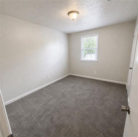 5571 Tunbridge Wells Road, Lithonia, GA 30058