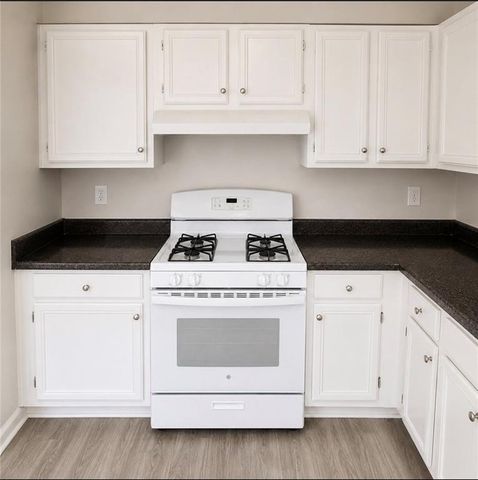 5571 Tunbridge Wells Road, Lithonia, GA 30058