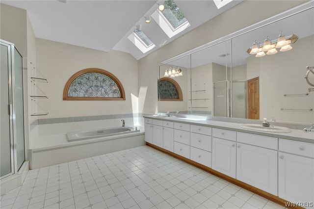 9683 Cobblestone Drive, Clarence, NY 14031