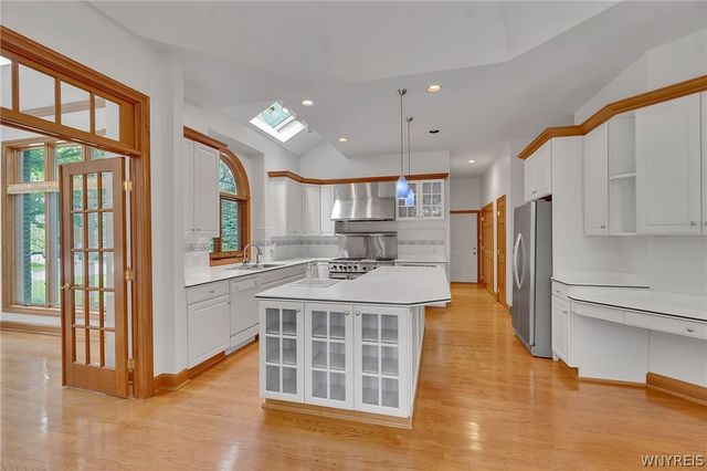 9683 Cobblestone Drive, Clarence, NY 14031