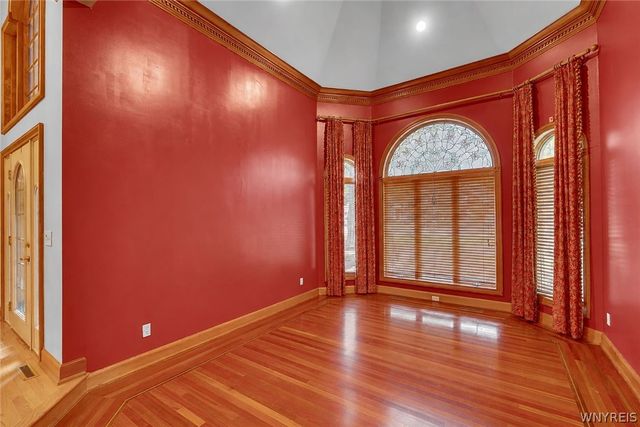 9683 Cobblestone Drive, Clarence, NY 14031