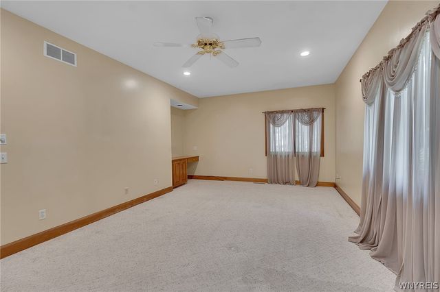 9683 Cobblestone Drive, Clarence, NY 14031