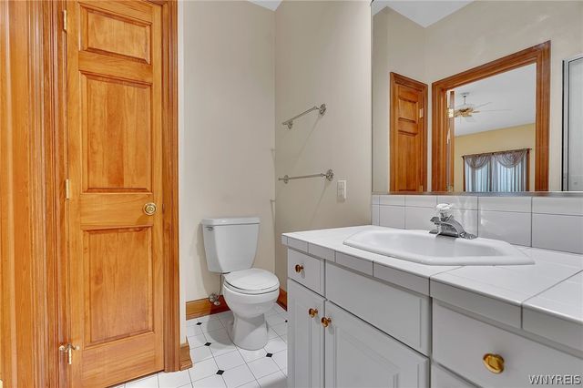 9683 Cobblestone Drive, Clarence, NY 14031