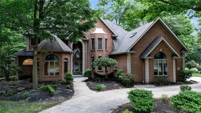 9683 Cobblestone Drive, Clarence, NY 14031