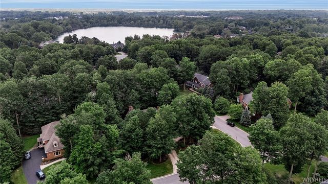 9683 Cobblestone Drive, Clarence, NY 14031