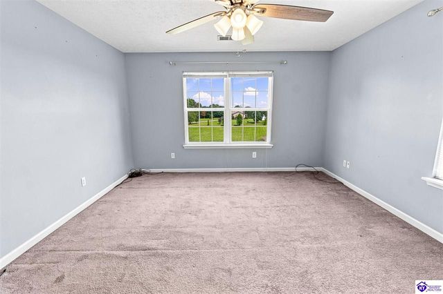 239 County Pond Road, Vine Grove, KY 40175