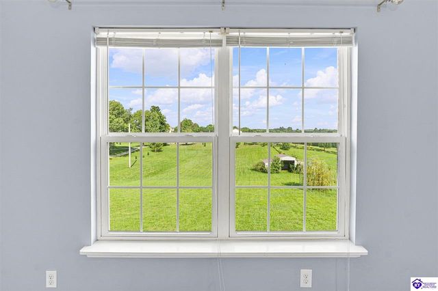 239 County Pond Road, Vine Grove, KY 40175