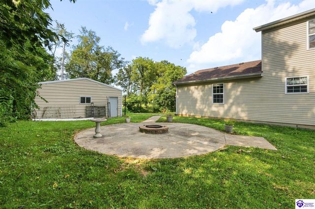 239 County Pond Road, Vine Grove, KY 40175