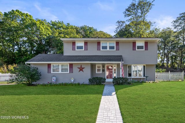 23 Barbara Lane, Oakhurst, NJ 07755