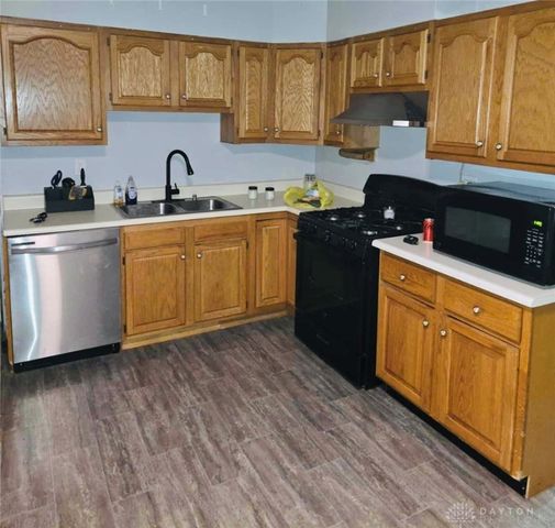 1355 Cobblestone Street, Dayton, OH 45432