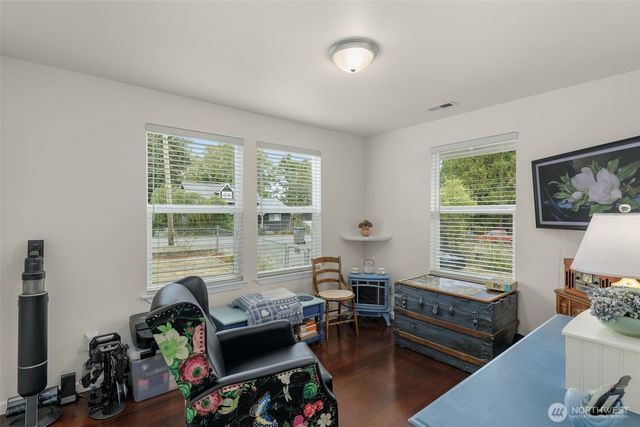 1532 Naval Avenue, Bremerton, WA 98312