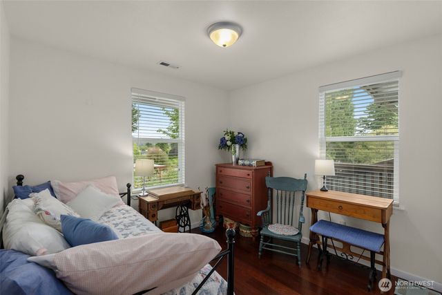 1532 Naval Avenue, Bremerton, WA 98312