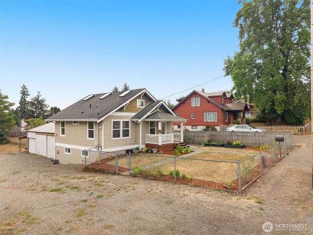 1532 Naval Avenue, Bremerton, WA 98312