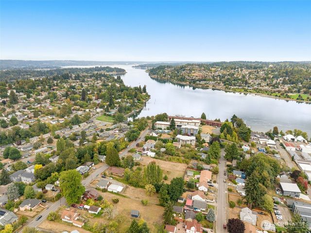 1532 Naval Avenue, Bremerton, WA 98312