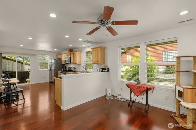 1532 Naval Avenue, Bremerton, WA 98312