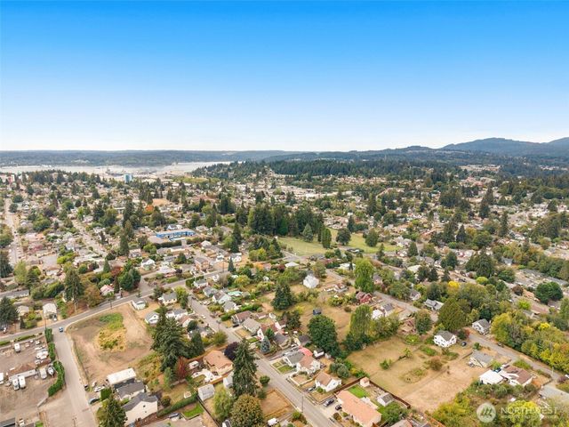 1532 Naval Avenue, Bremerton, WA 98312