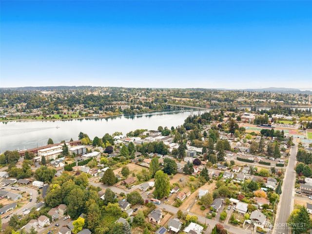1532 Naval Avenue, Bremerton, WA 98312