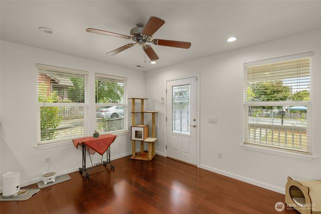 1532 Naval Avenue, Bremerton, WA 98312