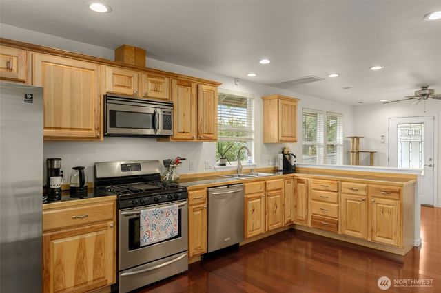 1532 Naval Avenue, Bremerton, WA 98312