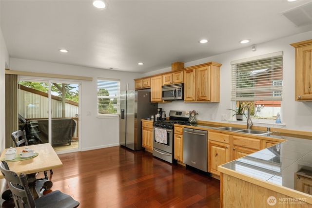1532 Naval Avenue, Bremerton, WA 98312